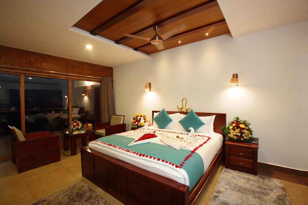 Arayal Resort-A Unit Of Sharoy Resort Tariyod Bilik gambar