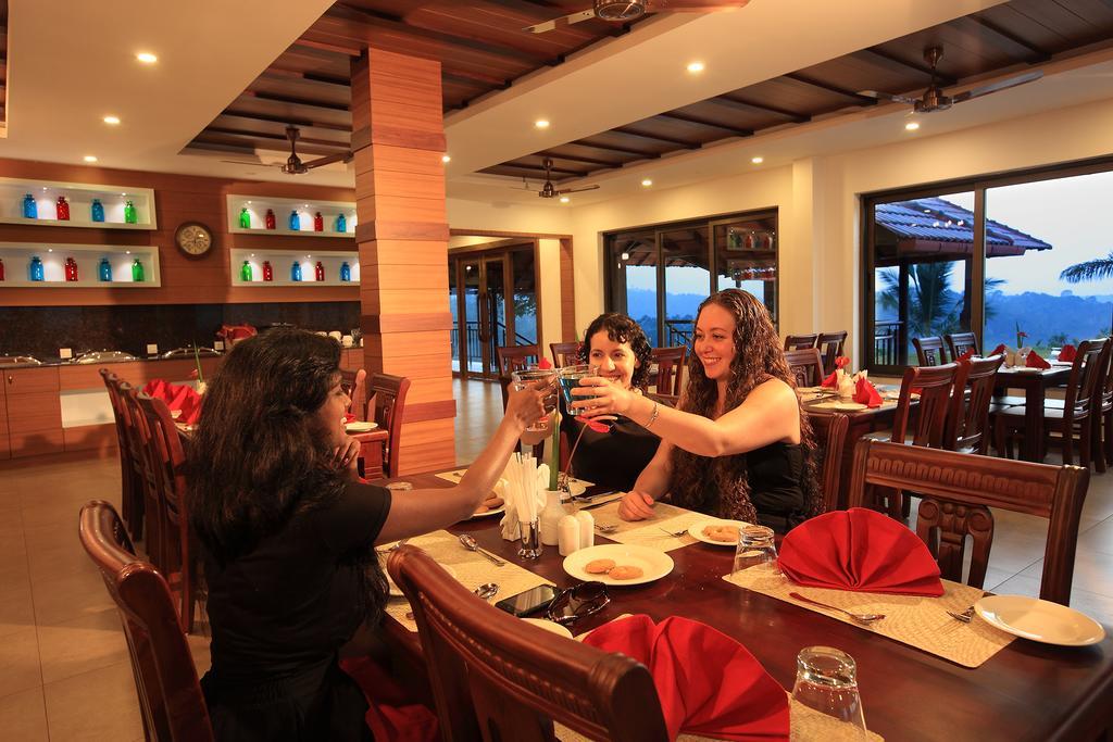 Arayal Resort-A Unit Of Sharoy Resort Tariyod Luaran gambar