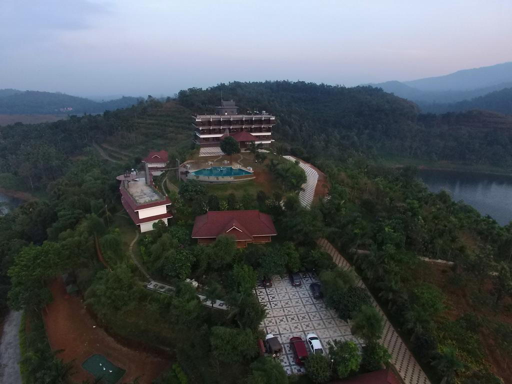Arayal Resort-A Unit Of Sharoy Resort Tariyod Luaran gambar