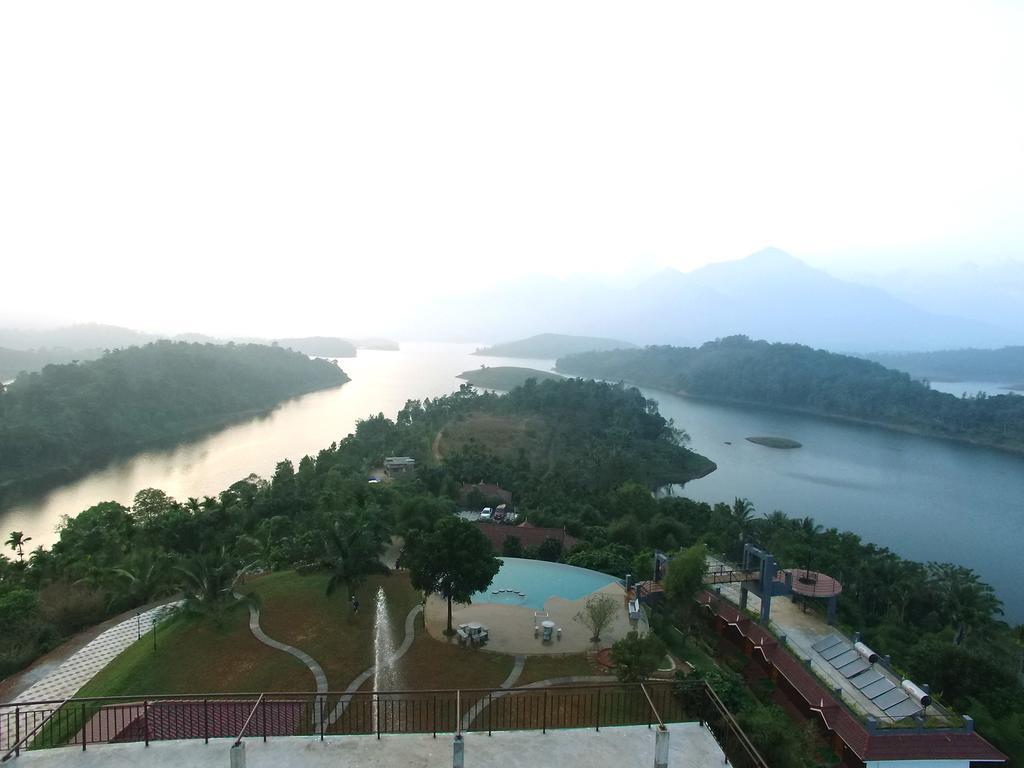 Arayal Resort-A Unit Of Sharoy Resort Tariyod Luaran gambar