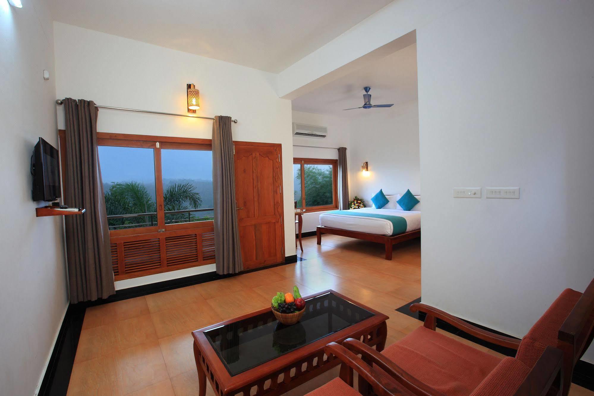 Arayal Resort-A Unit Of Sharoy Resort Tariyod Luaran gambar