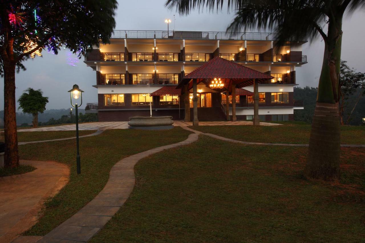 Arayal Resort-A Unit Of Sharoy Resort Tariyod Luaran gambar